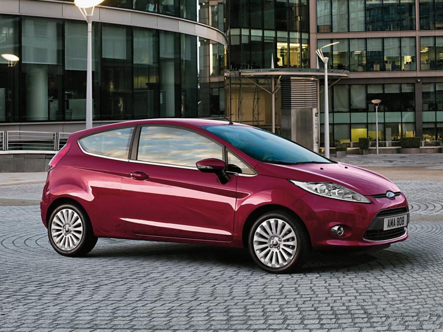  Ford Fiesta 2008 года  (фото 35 из 201)
